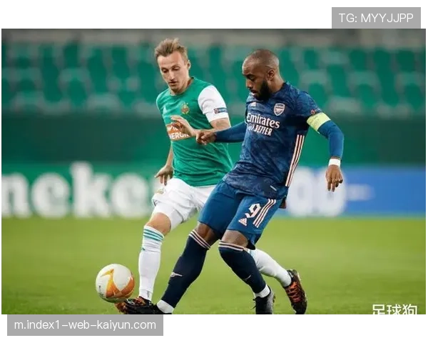 守田达弥停球失误被韦世豪抓住 门将出球体系稳定性再引讨论